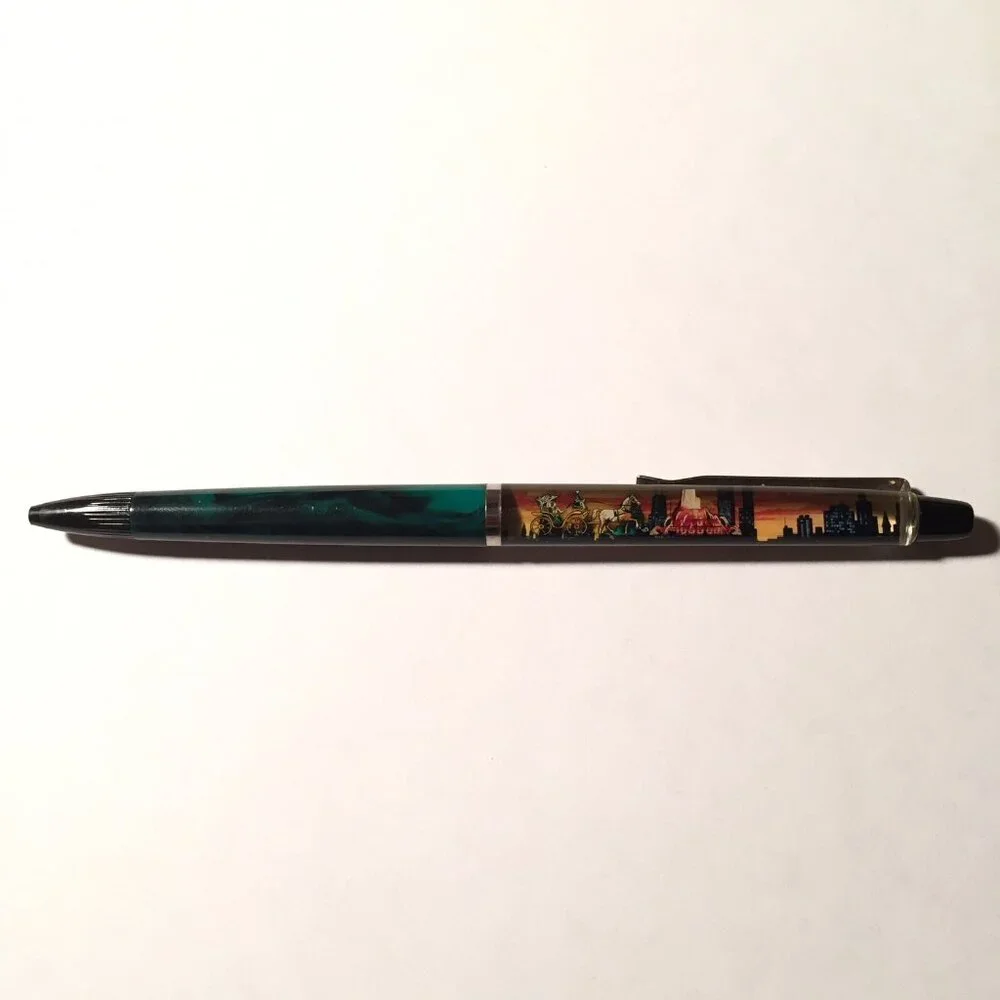 Buckingham Fountain Chicago Floaty Pen Horse Drawn Carriage Moves Souvenir Promo